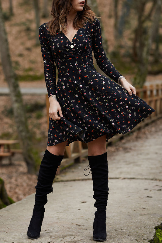 Robe Croisée Noire À Motifs Floraux